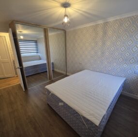 A1 Group - Wallpaper Hanging